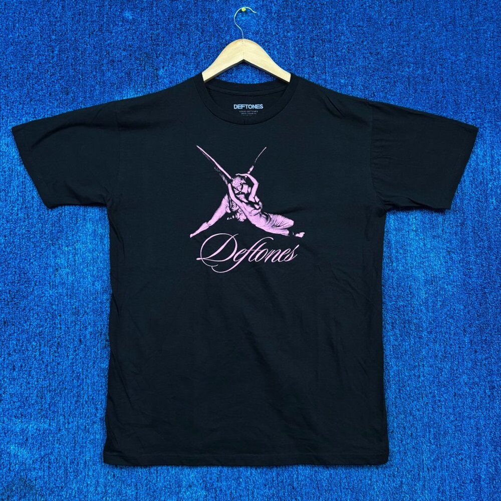 The Deftones Savory B-Sides & Rarities Album Shoegaze Tee L